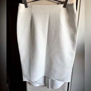 NWOT Vangelica Elegant White Textured Women's high low Skirt, Size 12